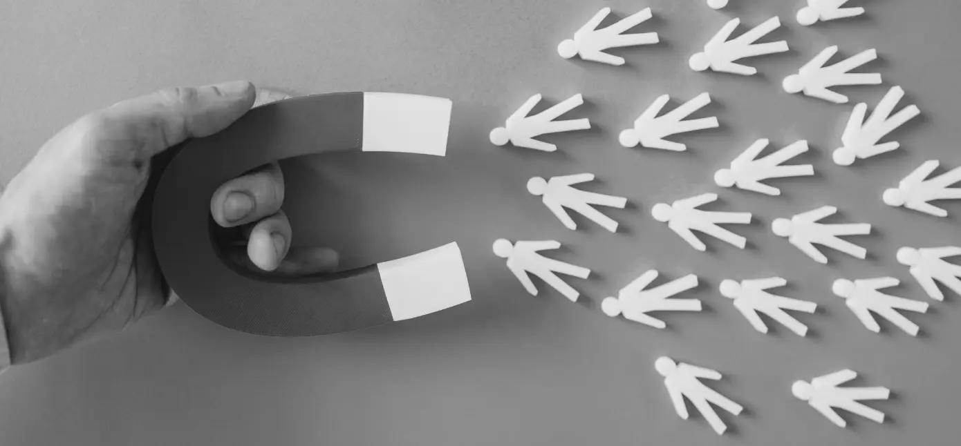 Recupere leads que pararam de responder com mensagens automáticas e um sistema organizado de follow-up.